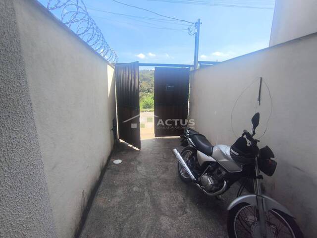 #162C - Casa para Locação em Ibirité - MG