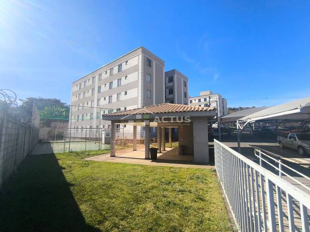 #160A - Apartamento para Venda em Ibirité - MG