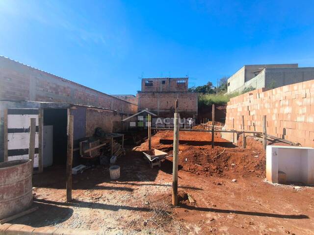 #163 - Casa para Venda em Ibirité - MG - 3