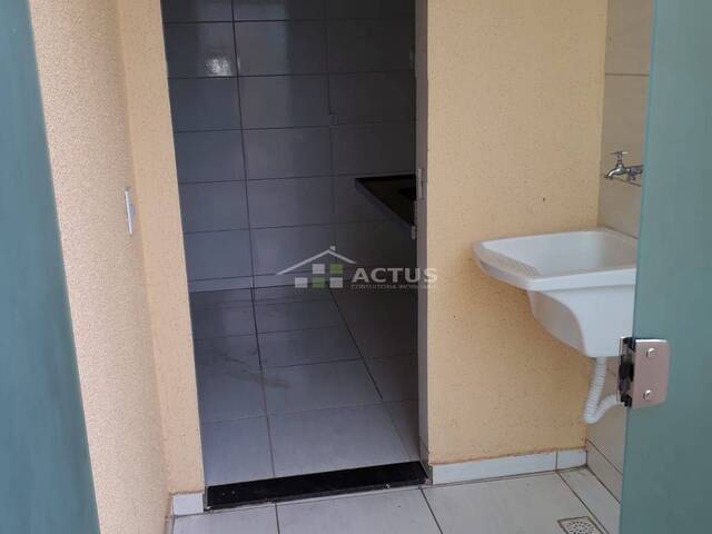 Casa para Venda em Ibirité - 2
