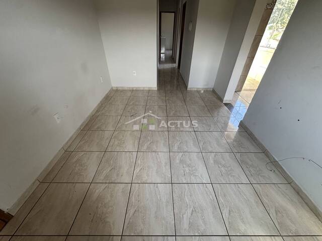 Apartamento para Locação em Ibirité - 4