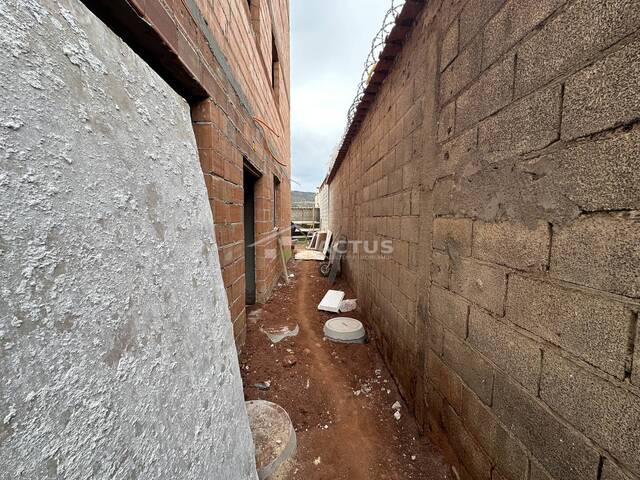#200 - Apartamento para Venda em Ibirité - MG - 3