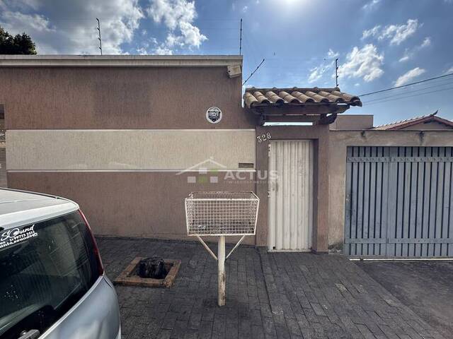 #205 - Casa para Locação em Ibirité - MG
