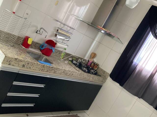 #207 - Apartamento para Venda em Ibirité - MG - 2
